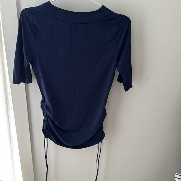 Lands’ End Women’s Short Sleeve Swim Top Cover Rash Guard Size XS - Picture 2 of 7